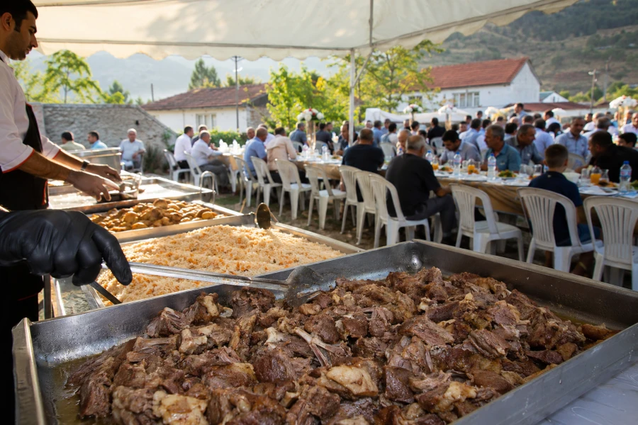 Şanlıurfa Köy Düğünü Toplu Yemek